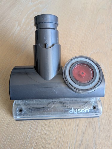 Dyson tangle free turbine - tangle, tool