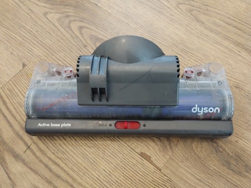 Dyson dc40 vacuum - dyson,